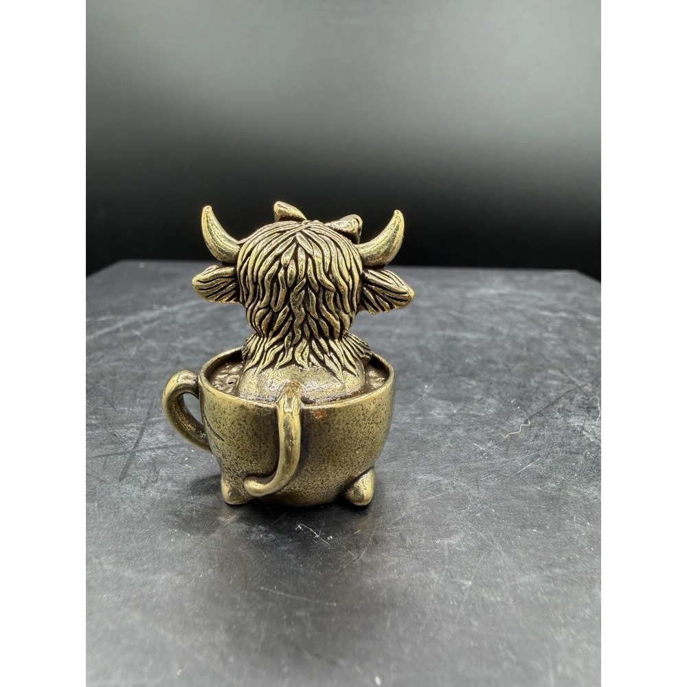 🐮☕ Miniature Brass Highland Cow in Coffee Cup – Cute Figurine‎ ☕🐮 - Picture 3 of 6